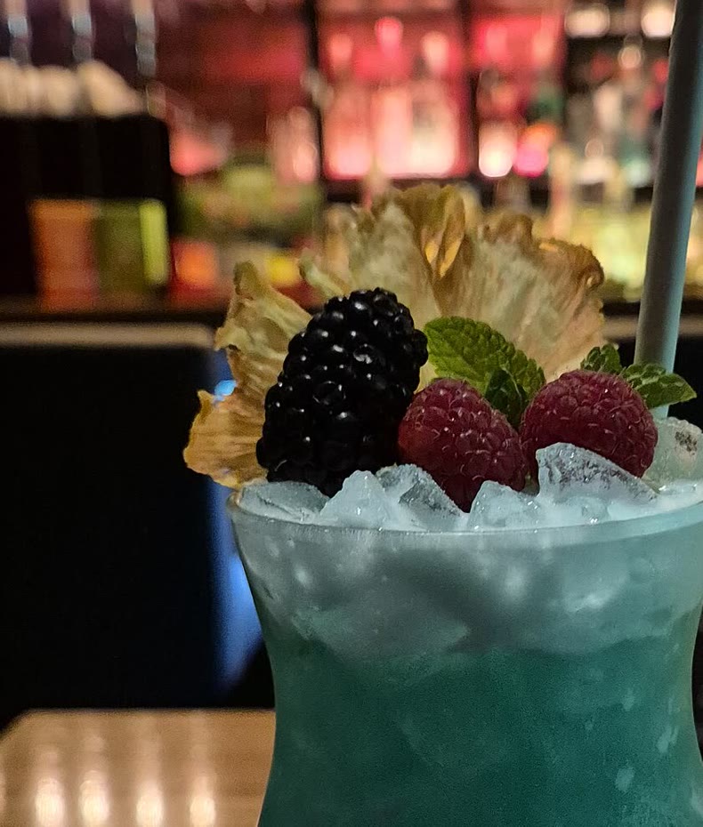 Cocktails under the moon